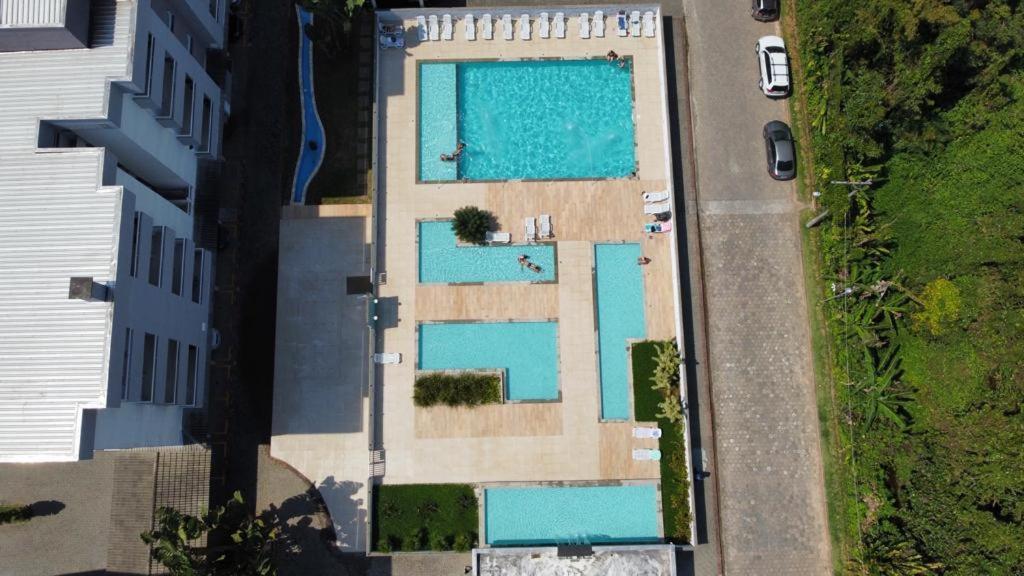Apartamento Com Varanda Gourmet,Piscina Em Condominio Completo A 300M Da Praia * Ubatuba